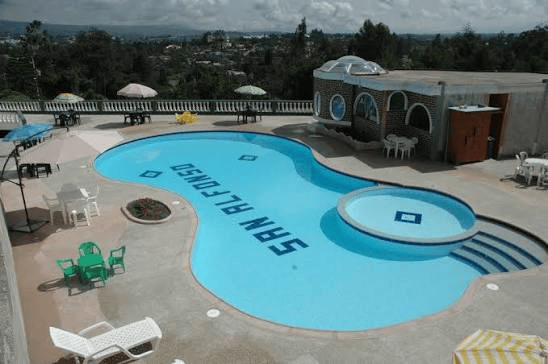 Social media content for San Alfonso Hostería